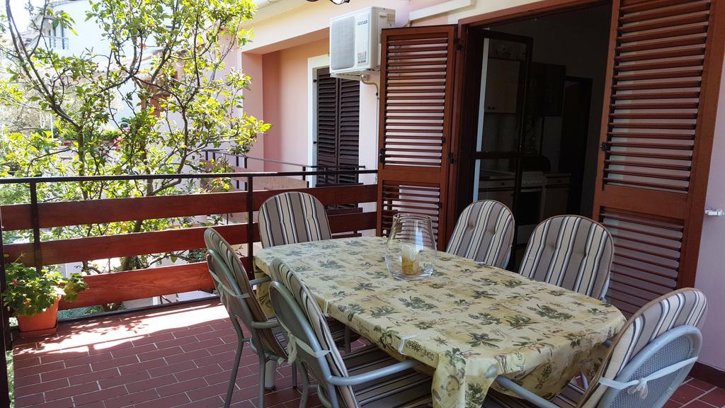 Apartments Vidakovic Ugljan Dış mekan fotoğraf