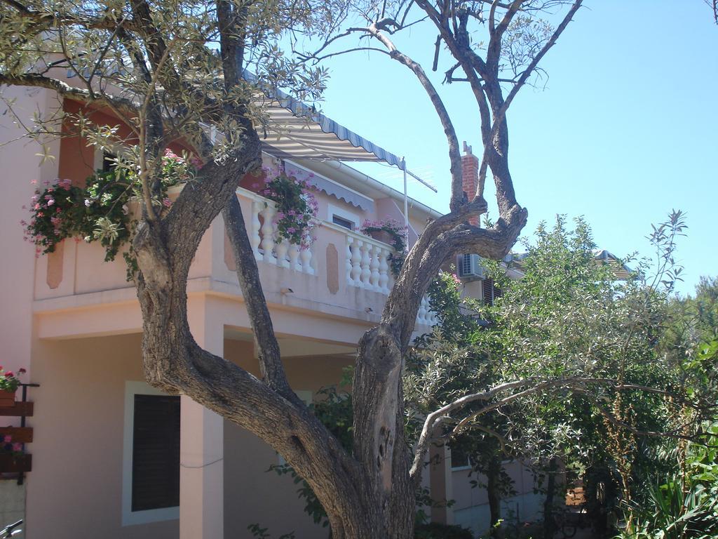Apartments Vidakovic Ugljan Dış mekan fotoğraf